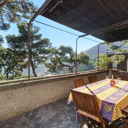Belvedere Su Spotorno Lejlighed