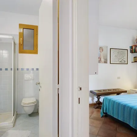 Belvedere Su Spotorno Apartment